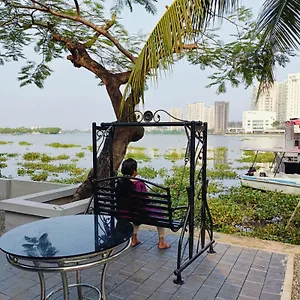  Guest house Marina Lounge