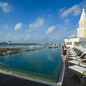 فندق Fragrant Nature - A Five Star Classified, Kochi